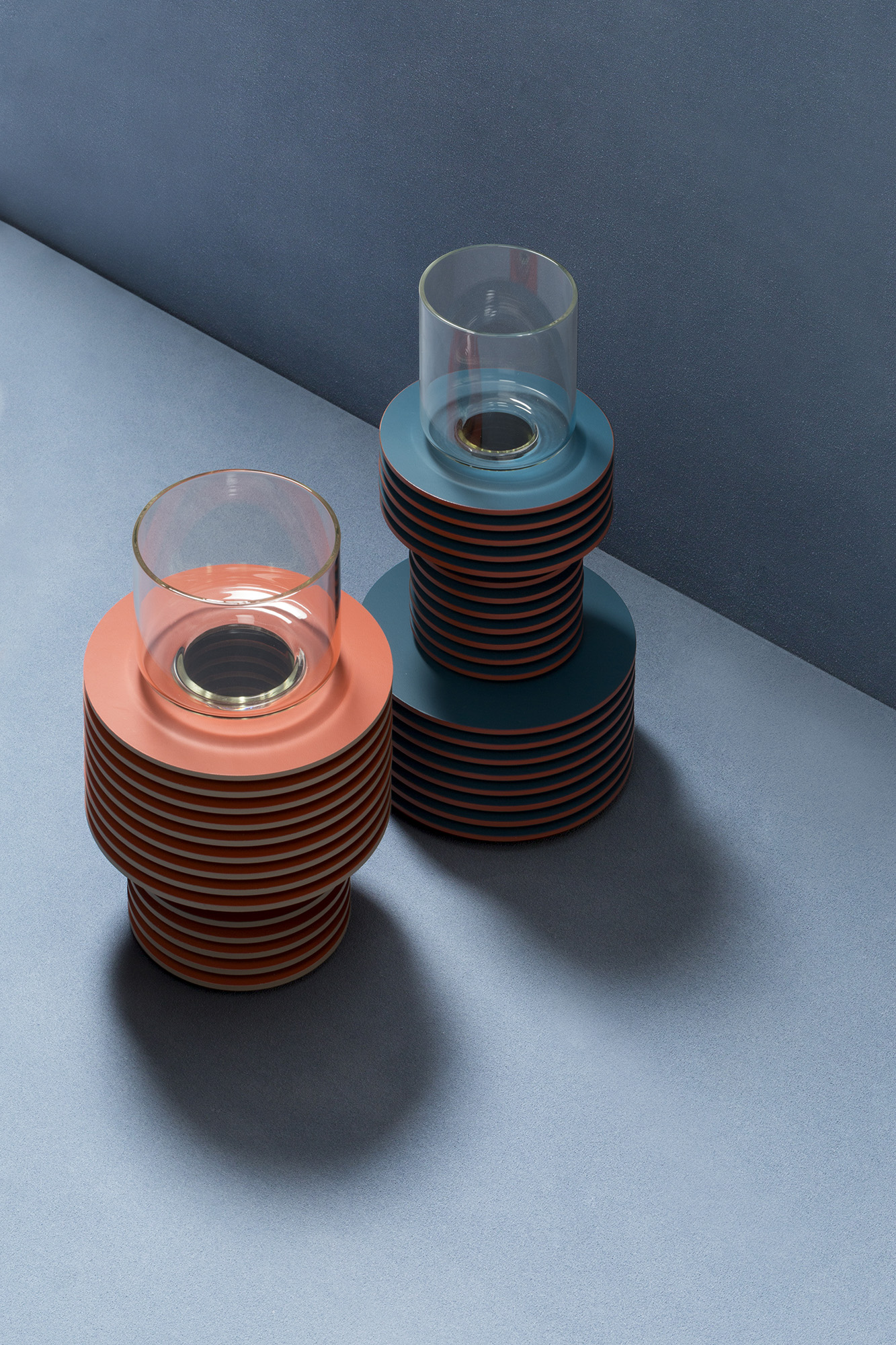 TCR5340BIC_TCR5341BIC_Velvet_vases_low_bicolor_high_bicolor_LIFESTYLE03