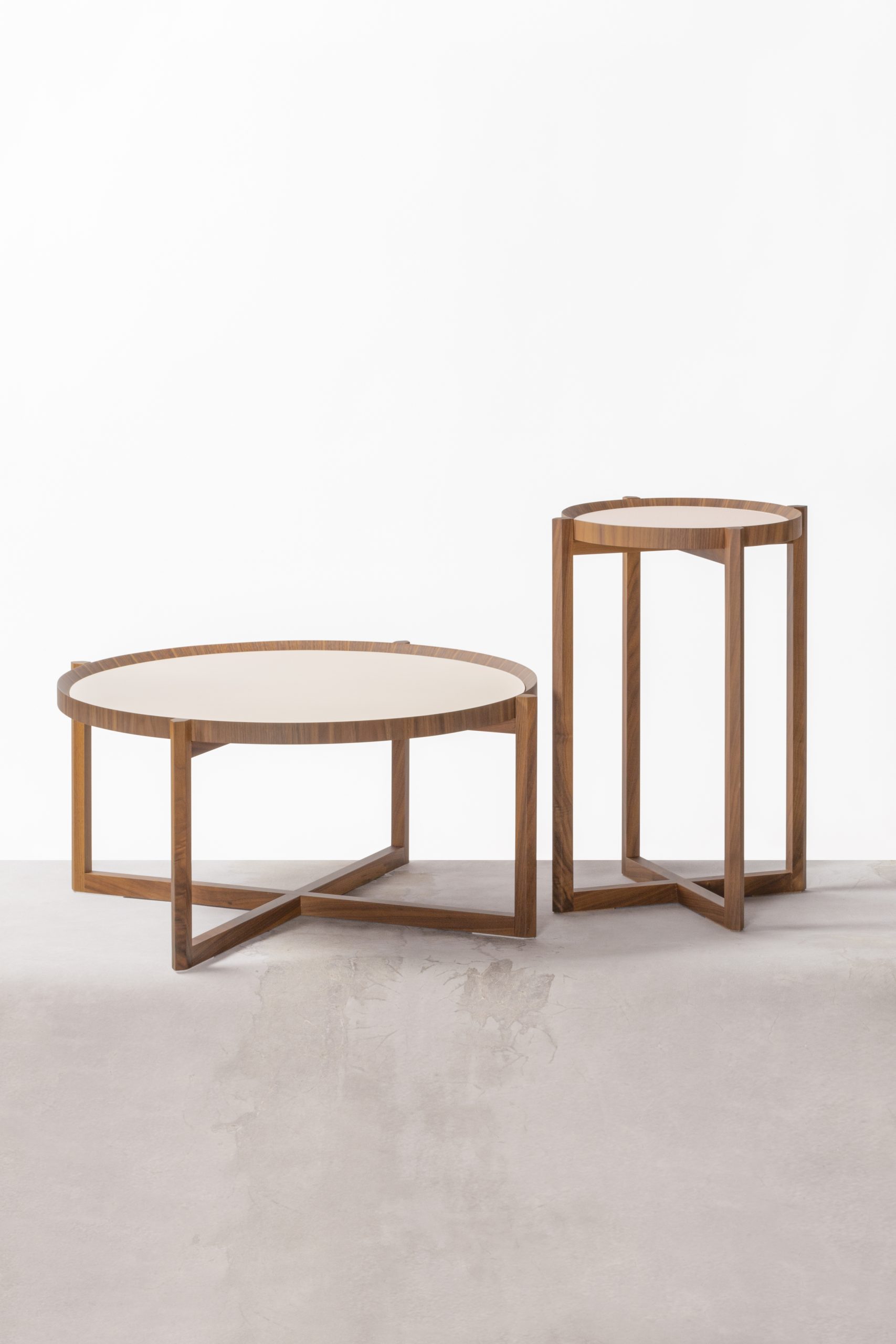 6512_6513_Aliante_side_tables_SMALL_HIGH_LARGE_LOW_LIFESTYLE01